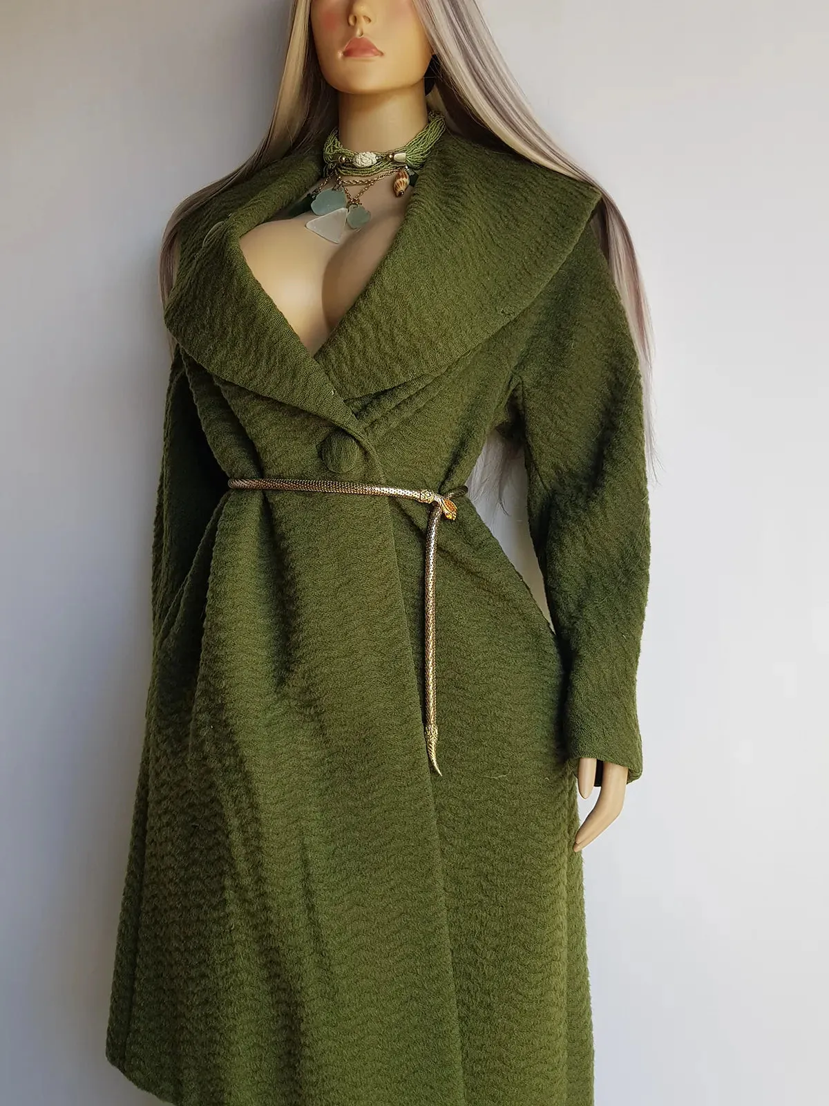 1950s Vintage Wool Hourglass Coat in Incredible Olive Green & Ornate Lapel Brooch - Knee Length - Immaculate Tailoring - Emerald Green Lining