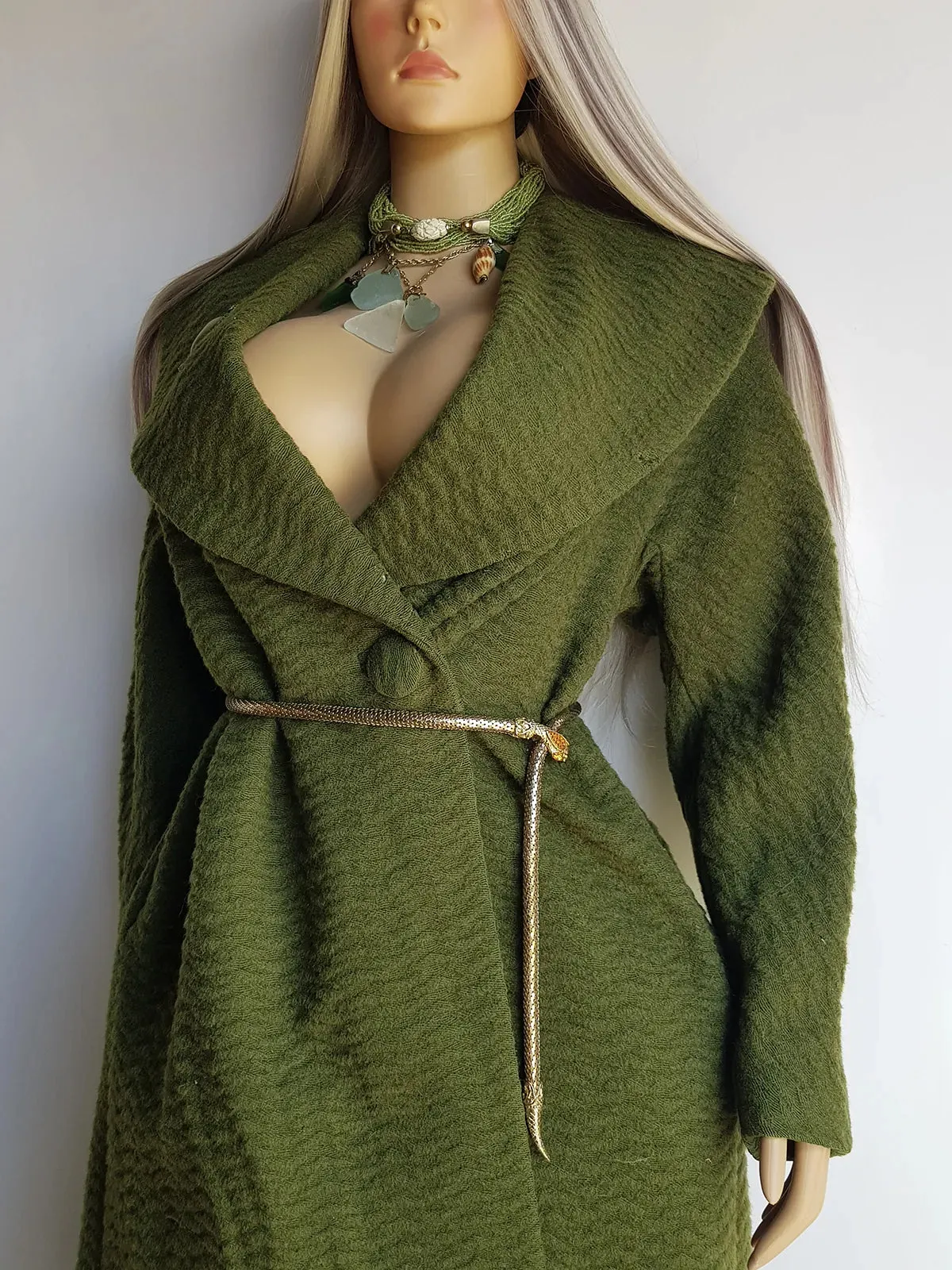 1950s Vintage Wool Hourglass Coat in Incredible Olive Green & Ornate Lapel Brooch - Knee Length - Immaculate Tailoring - Emerald Green Lining