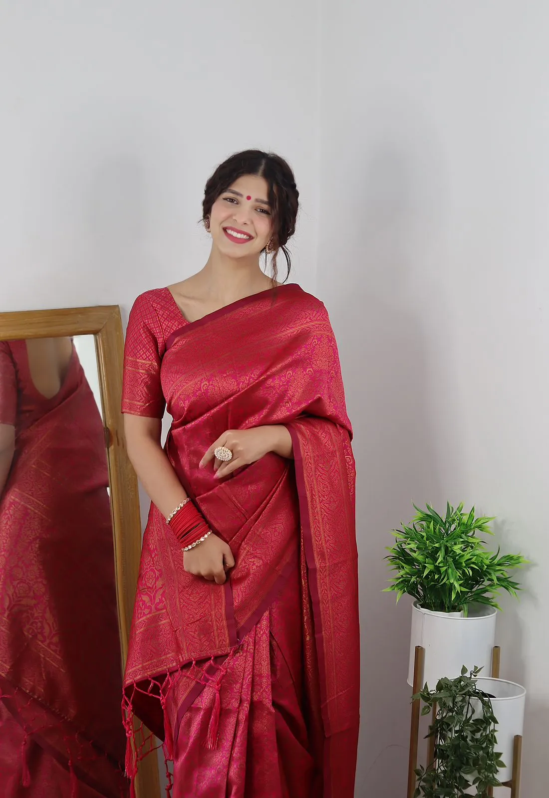 Amazing Dark Pink Soft Banarasi Silk Saree With Trendy Blouse Piece