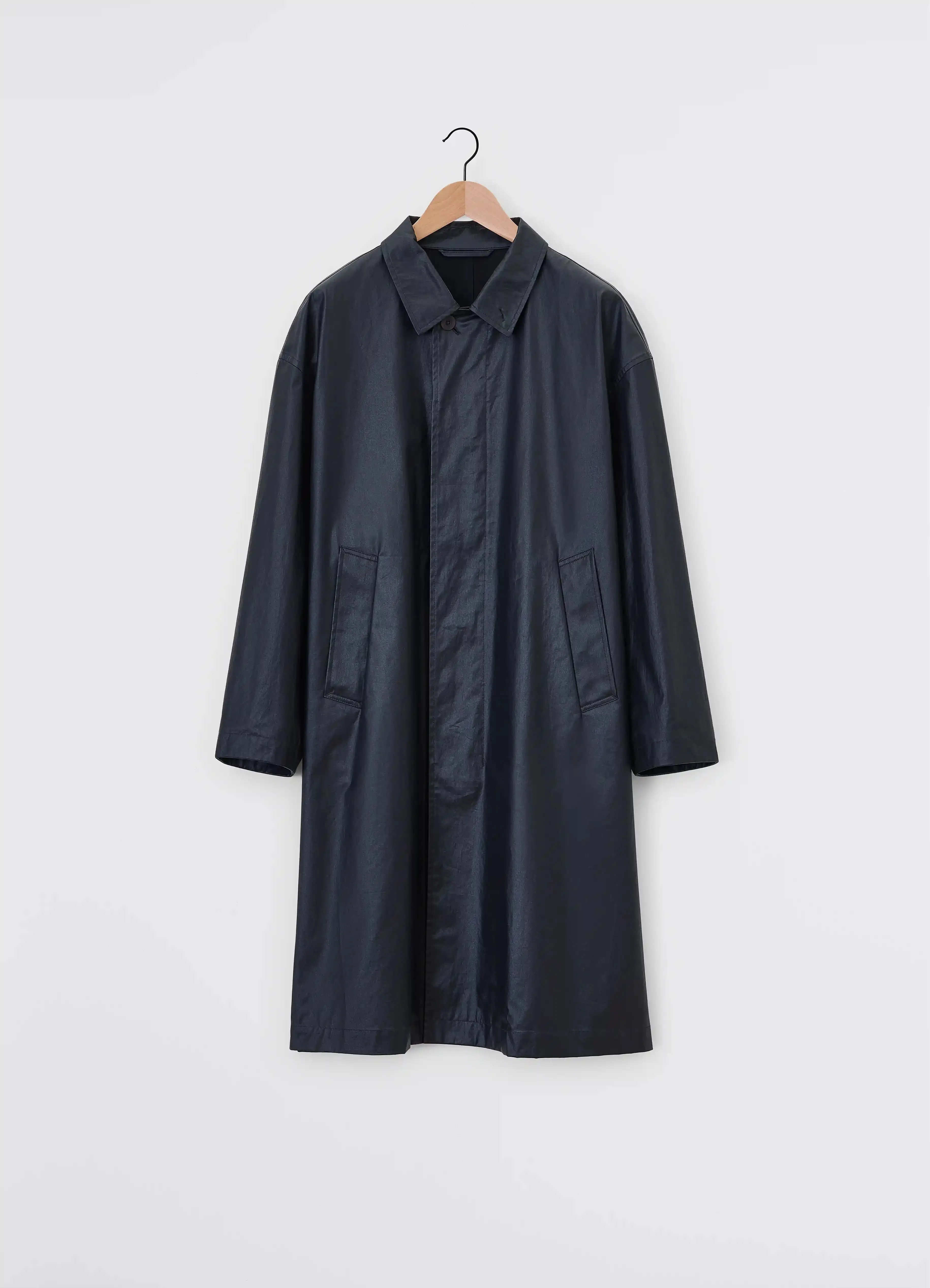 BOXY RAIN COAT