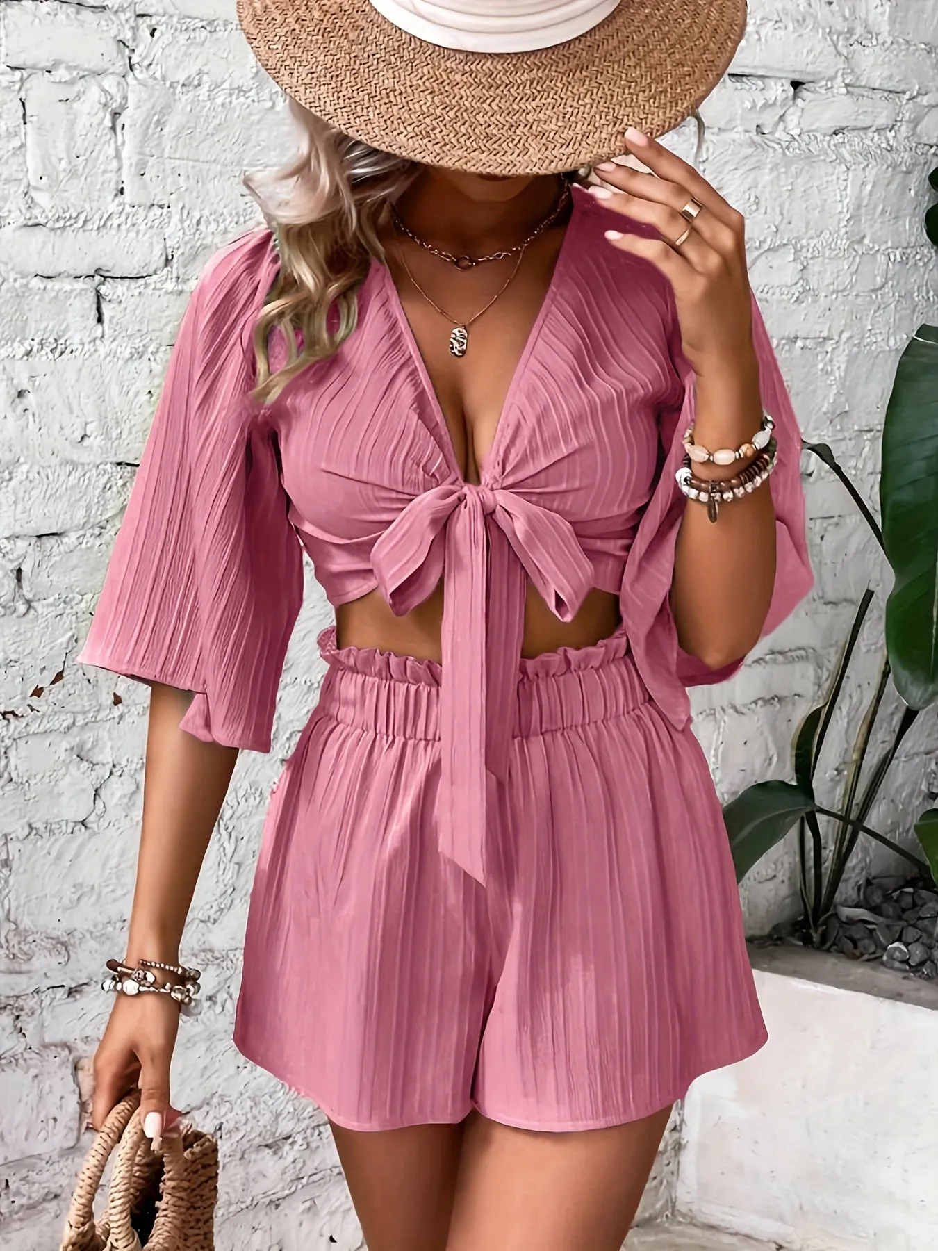 Chic Solid Two-piece Set - Trendy Knot Front Crop Top & Shorts Outfit - Fashionable Womens Casual Wear for Effortless Style