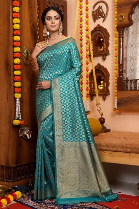 Elegant Firozi Kanjivaram Silk With Trendy Blouse Piece