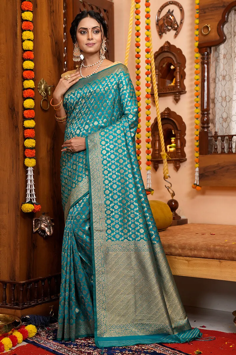 Elegant Firozi Kanjivaram Silk With Trendy Blouse Piece