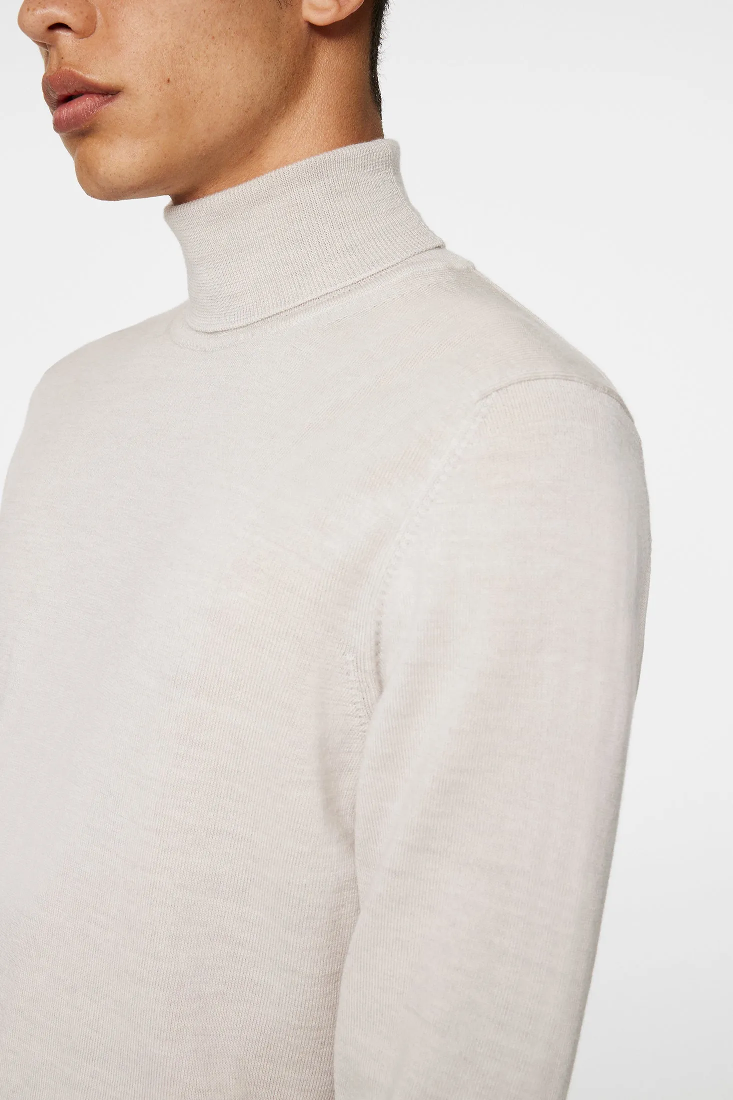 Kaden Merino Turtleneck Moonbeam