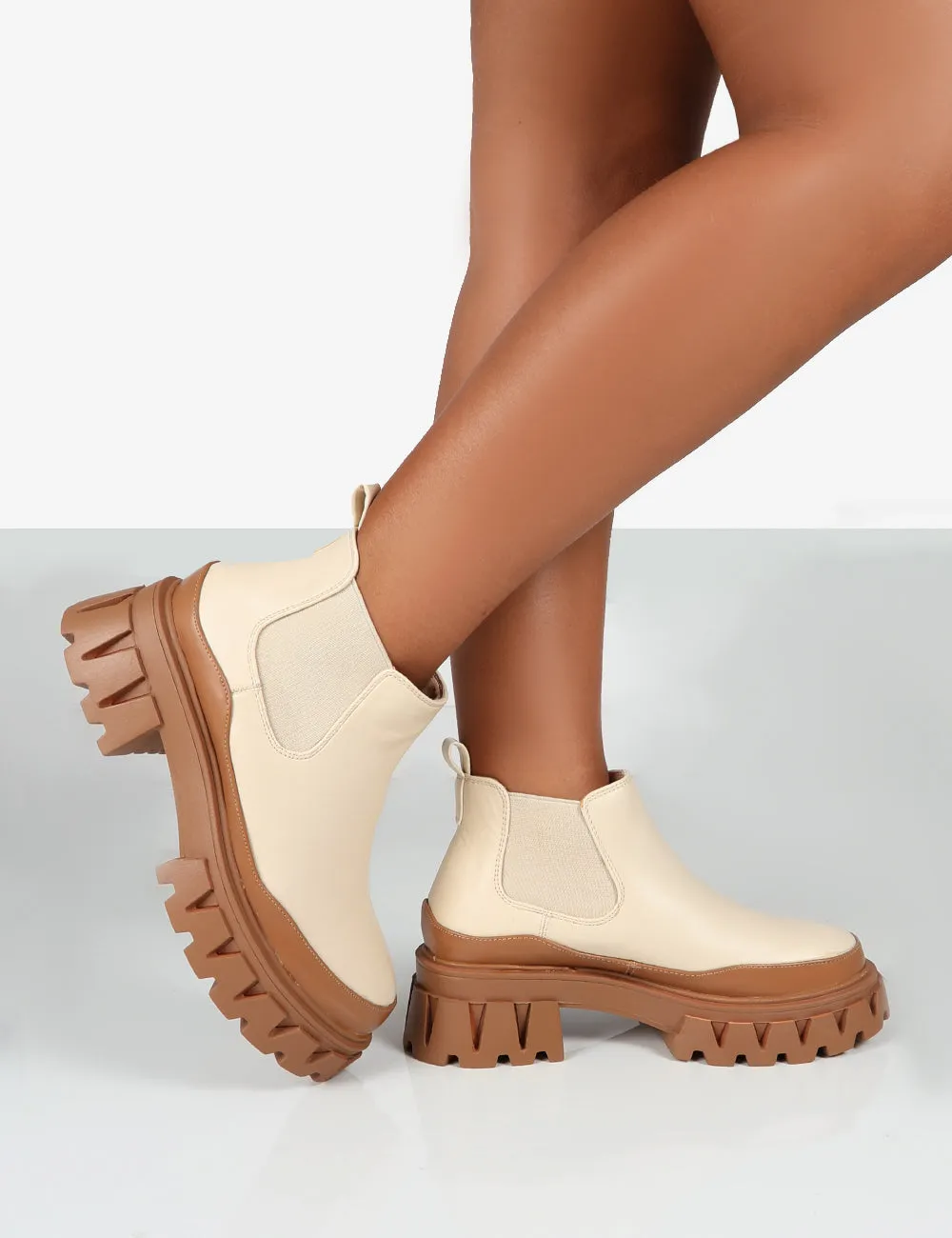 Kaya Off White Pu Chunky Sole Chelsea Boots