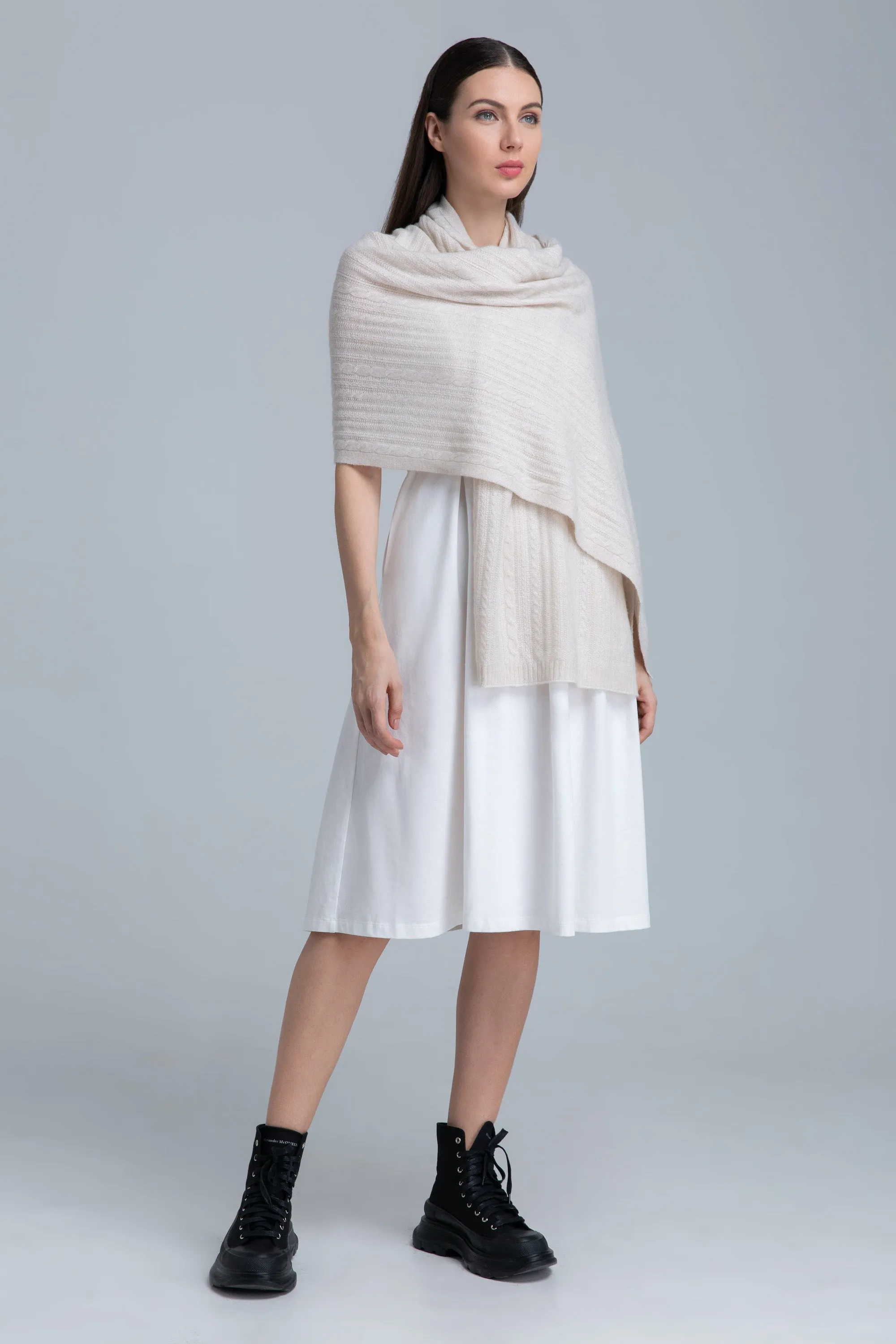 Luna Travel Wrap - Warm White