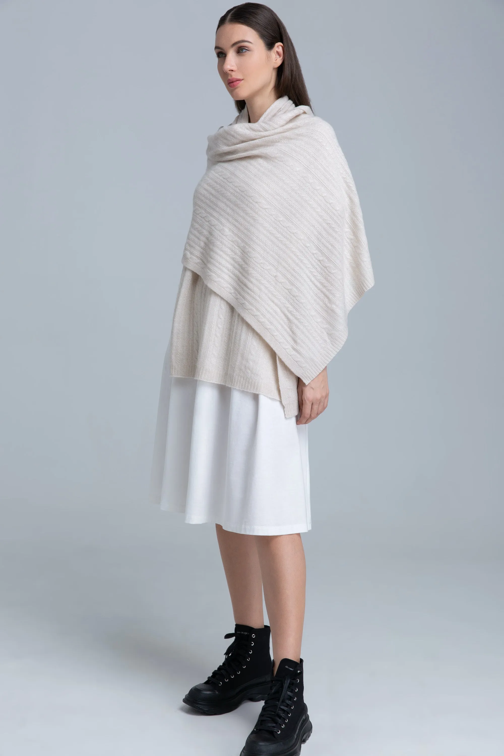 Luna Travel Wrap - Warm White