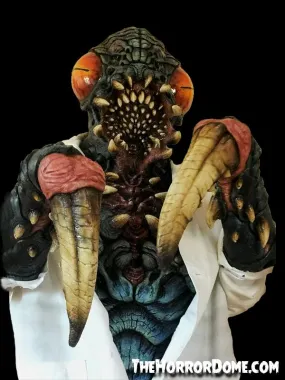 "Evolve Bug in Lab Coat" HD Studios Pro Costume