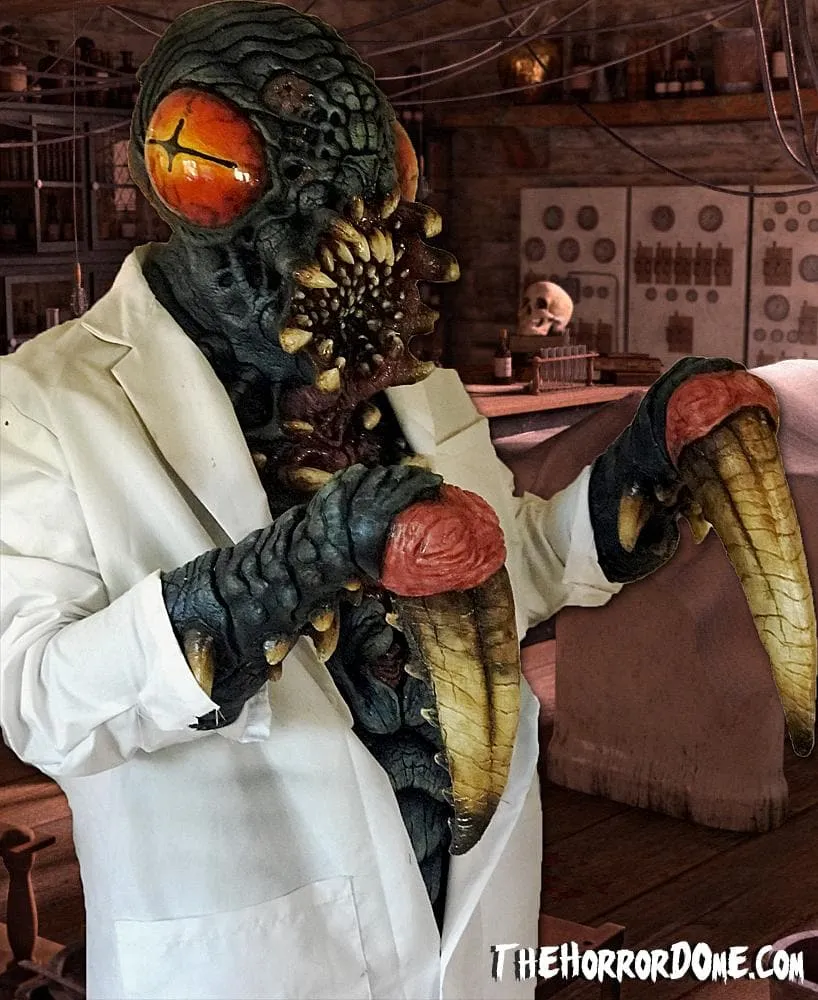 "Evolve Bug in Lab Coat" HD Studios Pro Costume