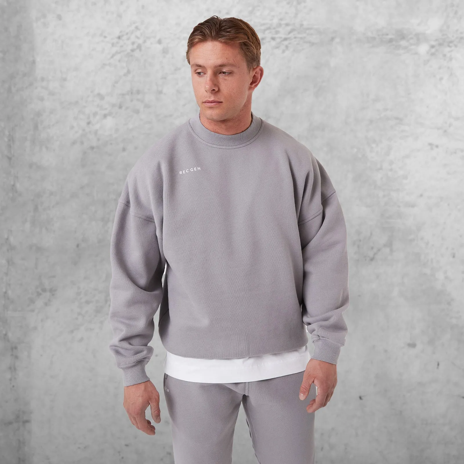 REC GEN - Mass Fleece Crew Chalk Grey