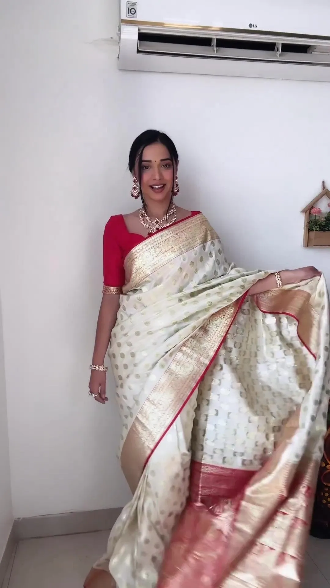 Trendy 1-Minute Ready To Wear Beige Soft Silk Saree