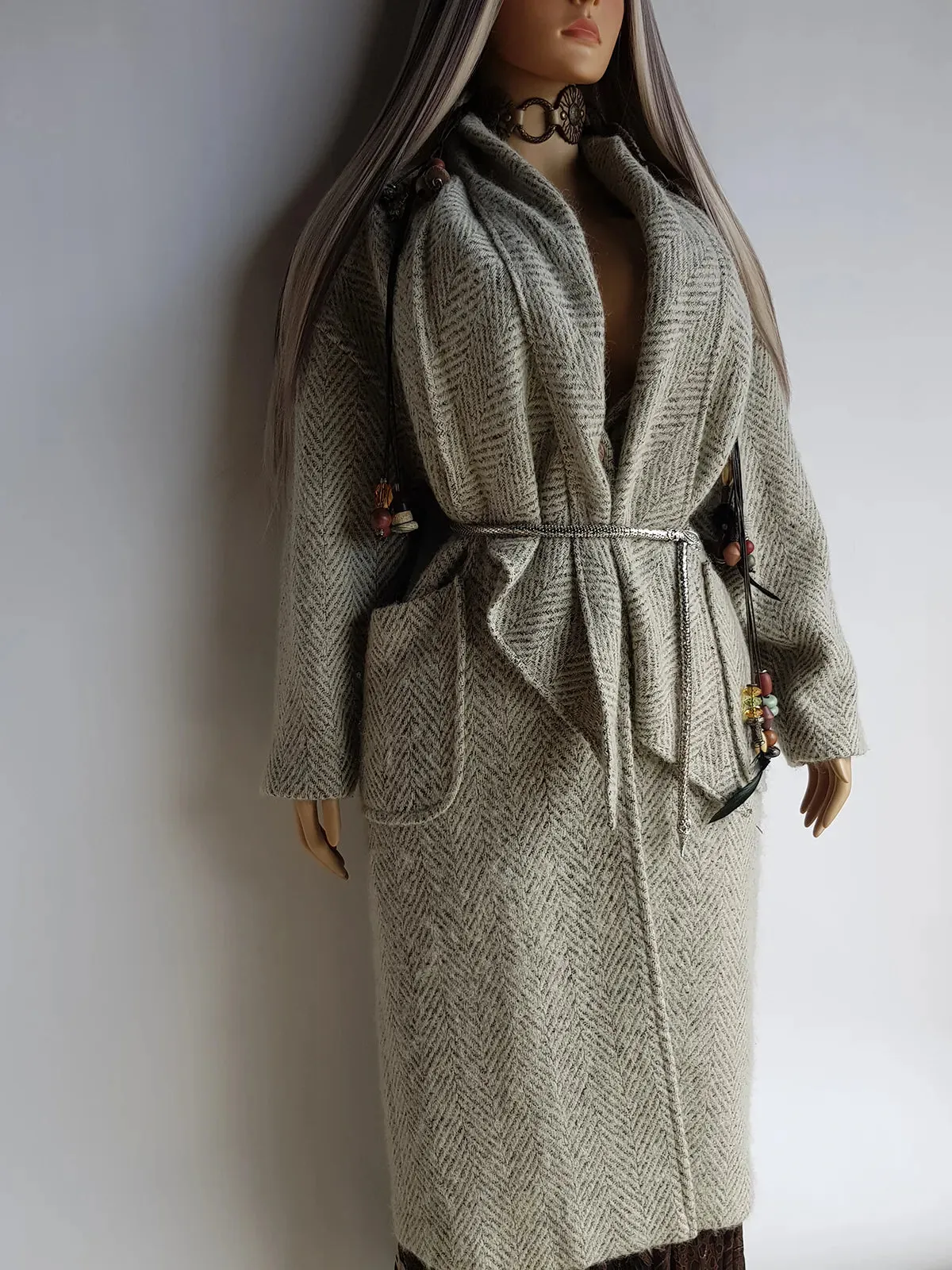 Vintage Chic Wool Coat in Very Light Soft Grey - 3/4 Length - Scarf Tie Neck that can be worn multiple ways - Button Closure - Pockets - Fully Lined