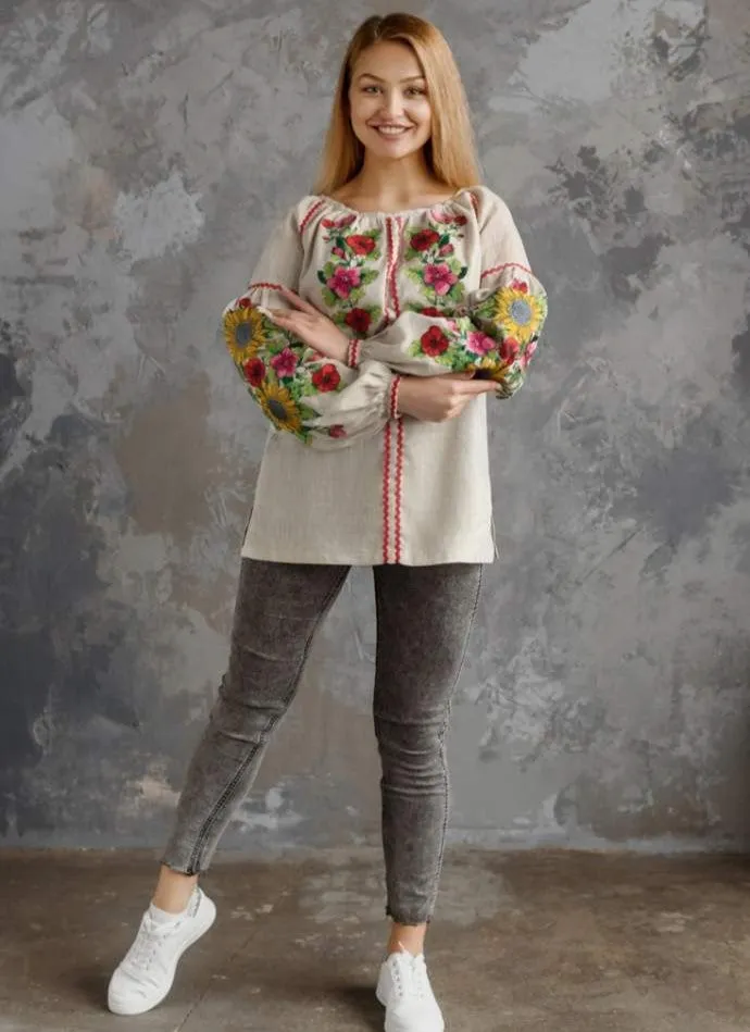 Women's blouse with sunflower embroidery