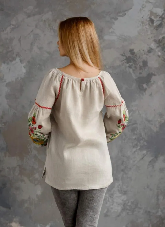 Women's blouse with sunflower embroidery